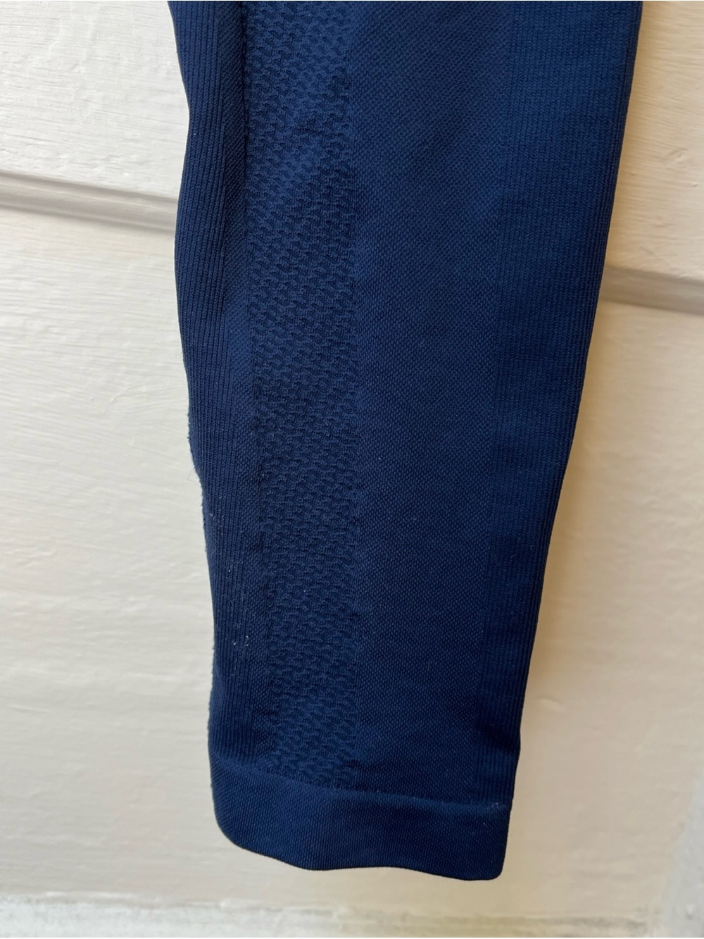 LNDR Chisel Leggings XS Navy 8/8 Compression High Waisted Stretch Fitness HIIT - Picture 8 of 10